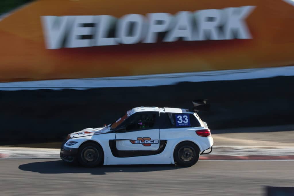 O MIP Presencial possibilita pilotar um protótipo de corrida na pista do Velopark, em Nova Santa Rita (RS). Foto: Fabio Leal Fotos